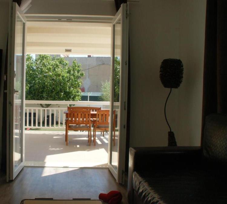 Apartments Zelic Vodice Exterior photo