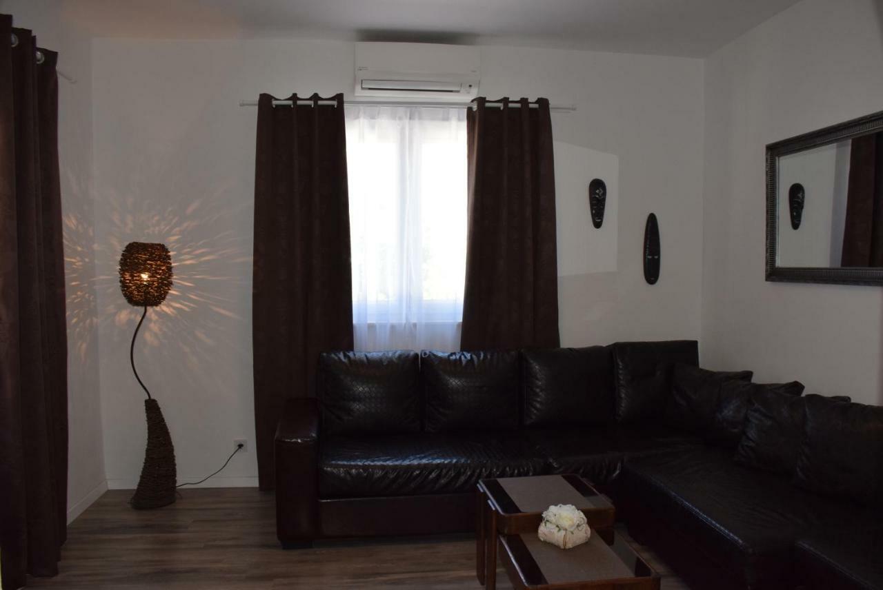 Apartments Zelic Vodice Exterior photo