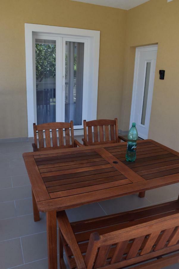 Apartments Zelic Vodice Exterior photo