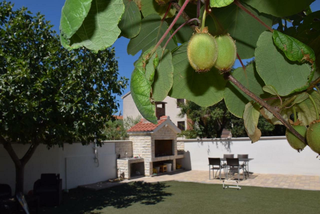 Apartments Zelic Vodice Exterior photo