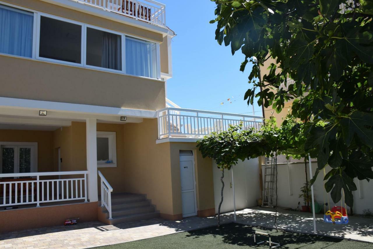 Apartments Zelic Vodice Exterior photo
